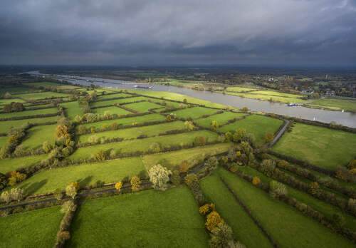 Luchtfoto van de Maasheggen. (Foto: Valentijn te Plate, Vereniging Nederlands Cultuurlandschap)