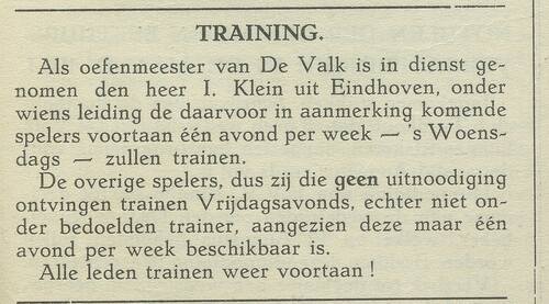 Aankondiging dat Ignacz Klein is aangesteld als trainer bij voetbalvereniging De Valk, in het clubblad De Valkenier. (Bron: Archief voetbalvereniging De Valk, juli 1934)